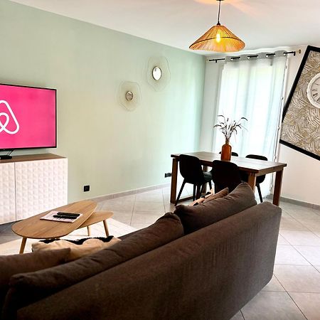 Appart' Calme - 48M² - Proche Versailles - Paris Elancourt Kültér fotó