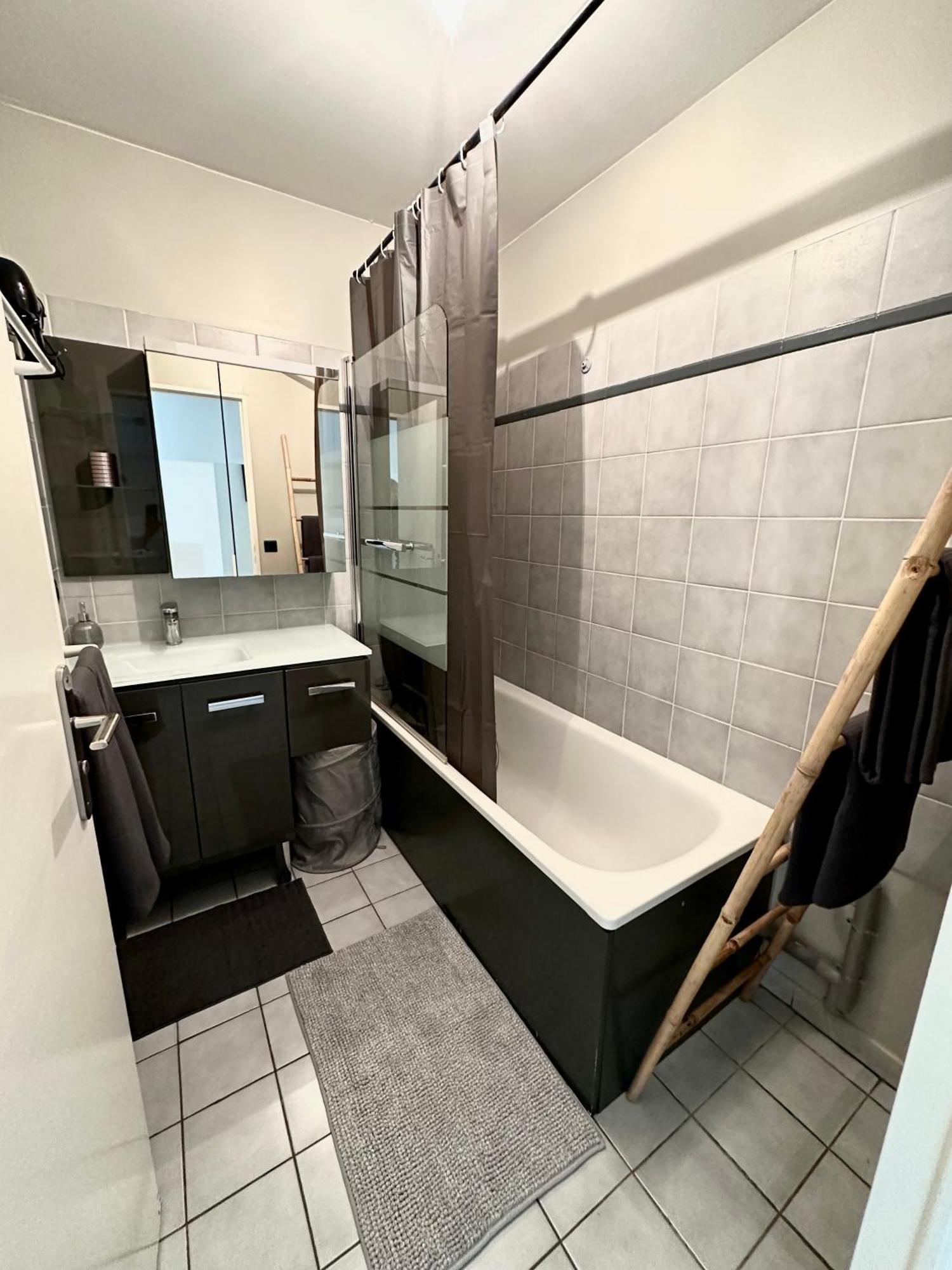 Appart' Calme - 48M² - Proche Versailles - Paris Elancourt Kültér fotó